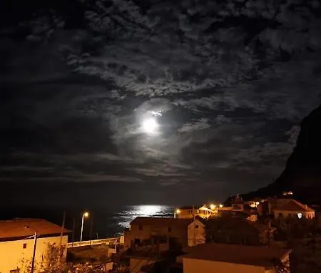 Tatil Evi Casa Da Guida Paul do Mar (Madeira)